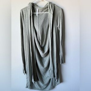 Athleta Light Green Women's Cardigan w/ thumb holes